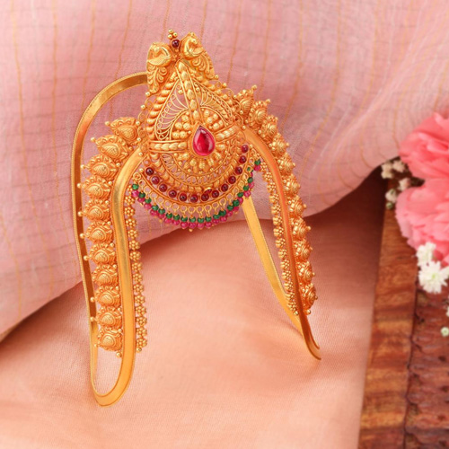 Gold Vanki Armlet